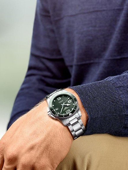 Longines Mens HydroConquest Automatic Watch L3.781.3.06.7 - Clothing, Footwear & Accessories