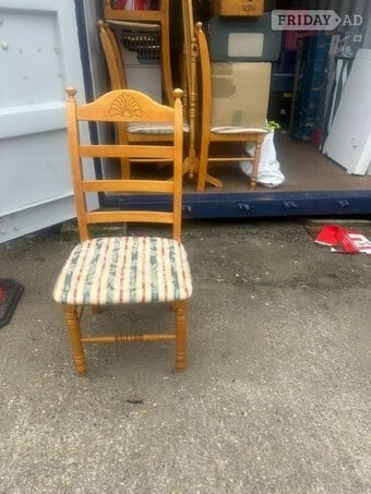 6 Solid oak dining room chairs