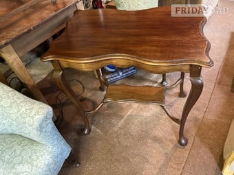 Table Victorian Side