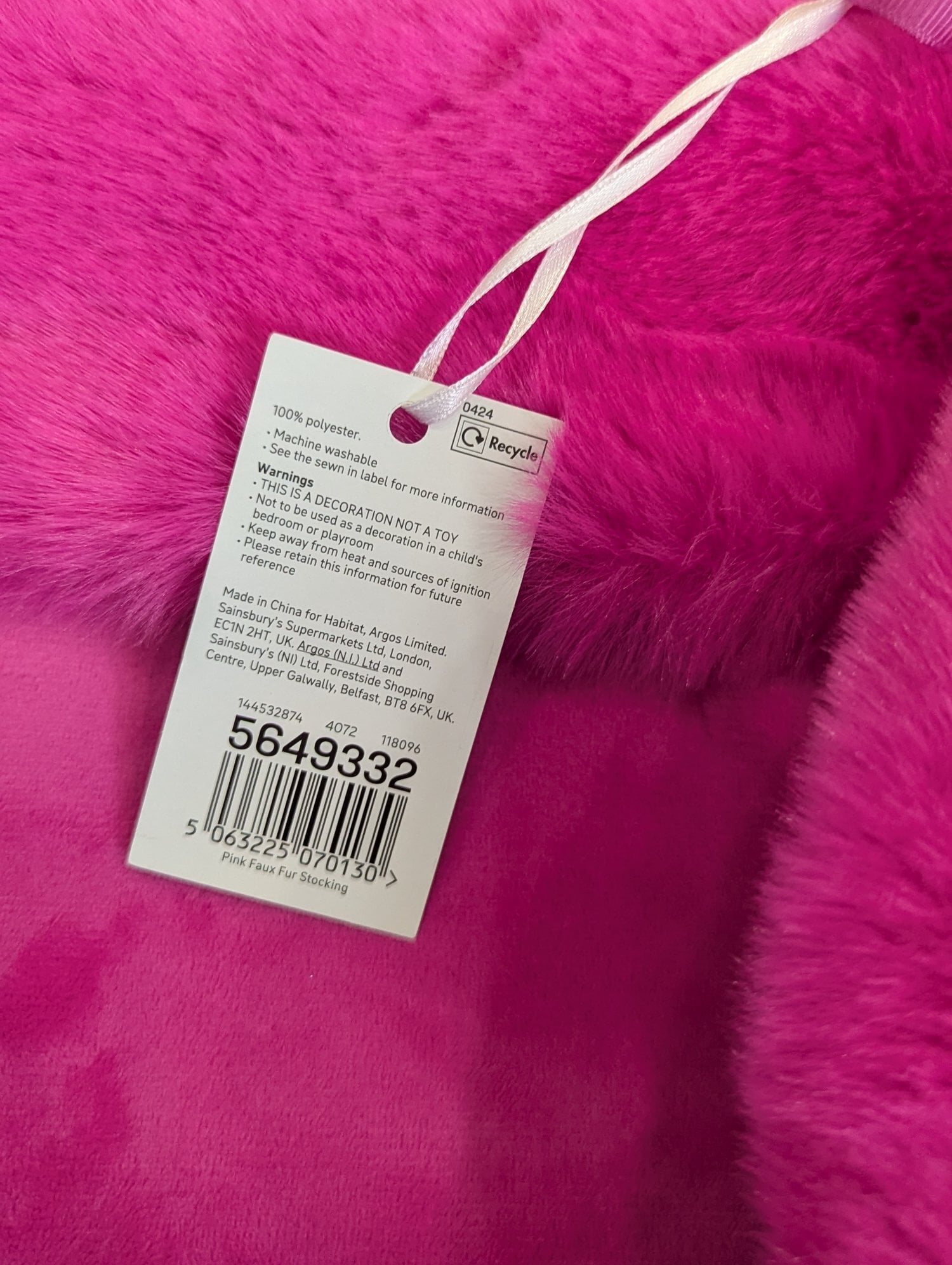 Redhill BNWT habitat pink Christmas stockings medium with fur trim