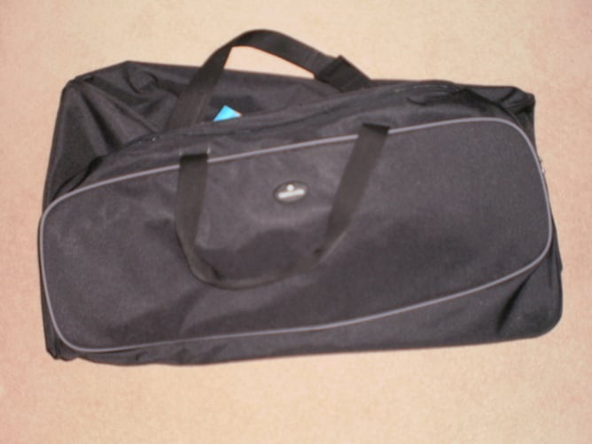 New Pair New Samsonite Wheeled Large Travel Duffel Bags/Holdalls