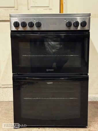 Indesit electirc cooker 60cm ceramic stainless steel 3 months war