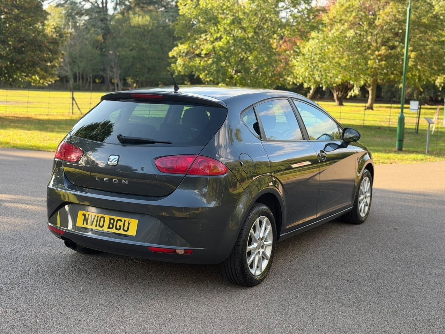  2010 SEAT Leon 2.0 TDI SE Manual - Cars