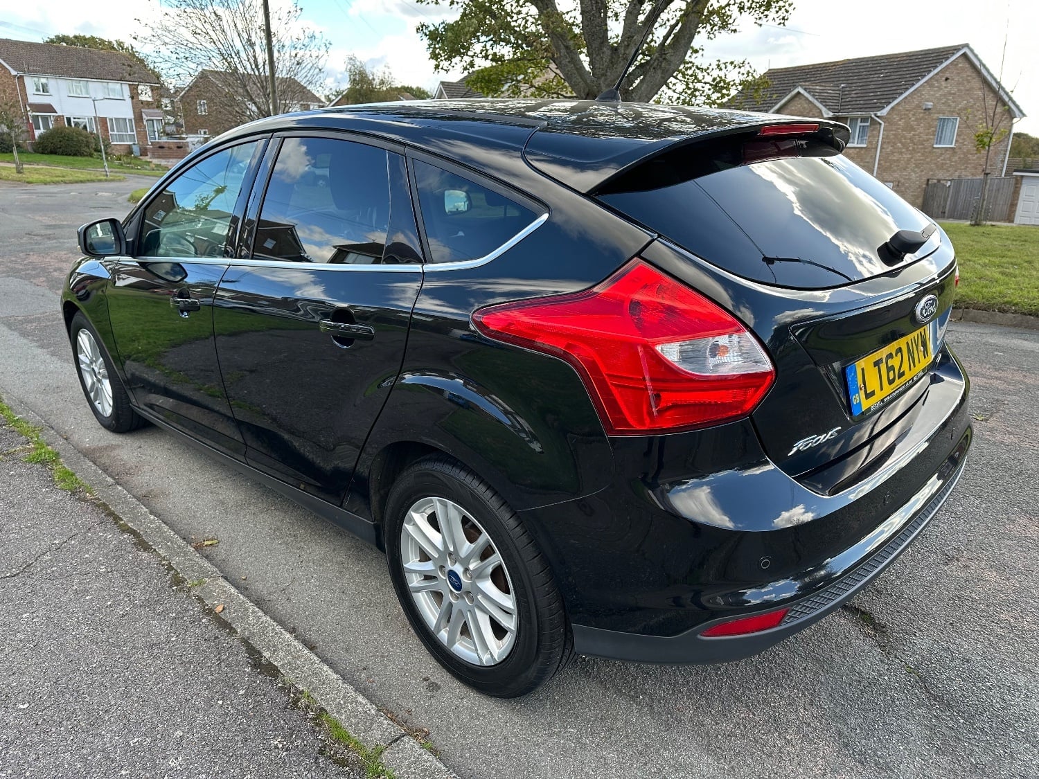 Ford Focus 2012 - Cars