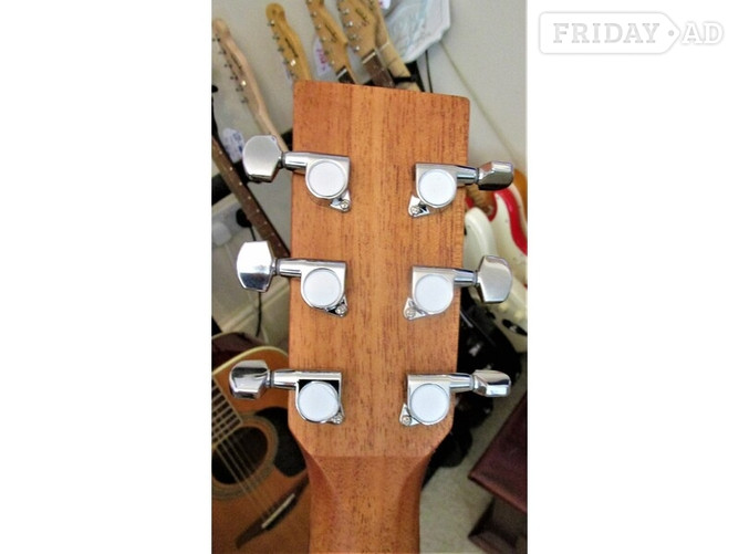 Northampton Elec / Acoustic VINTAGE VE900 MH  vgc with Quality New Strings and Set -Up