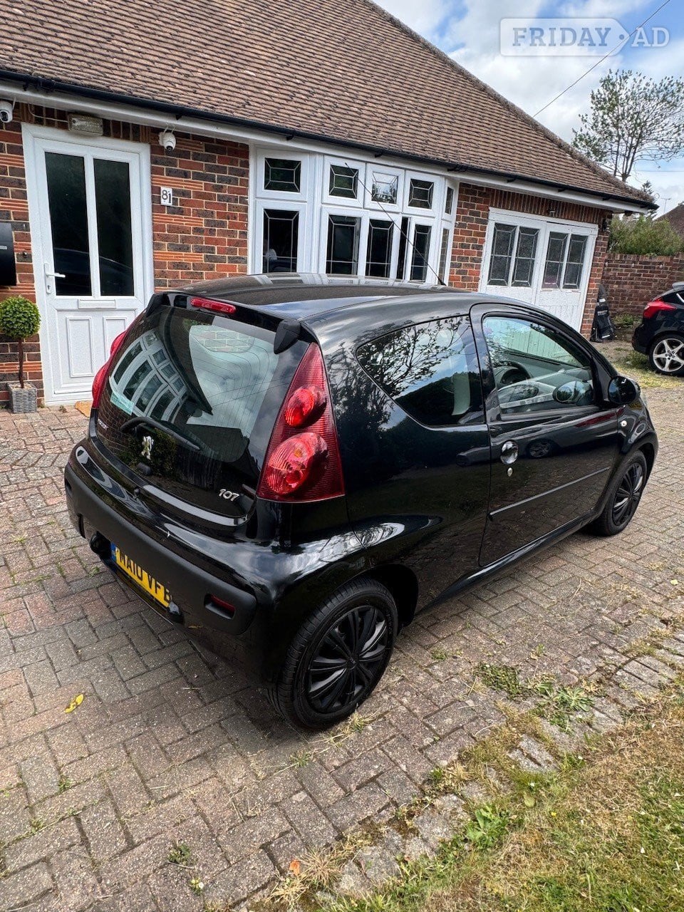 BLACK GREY INTERIOR  94,216 MILES £20 A YEAR ROAD TAX 12 MOT - Cars