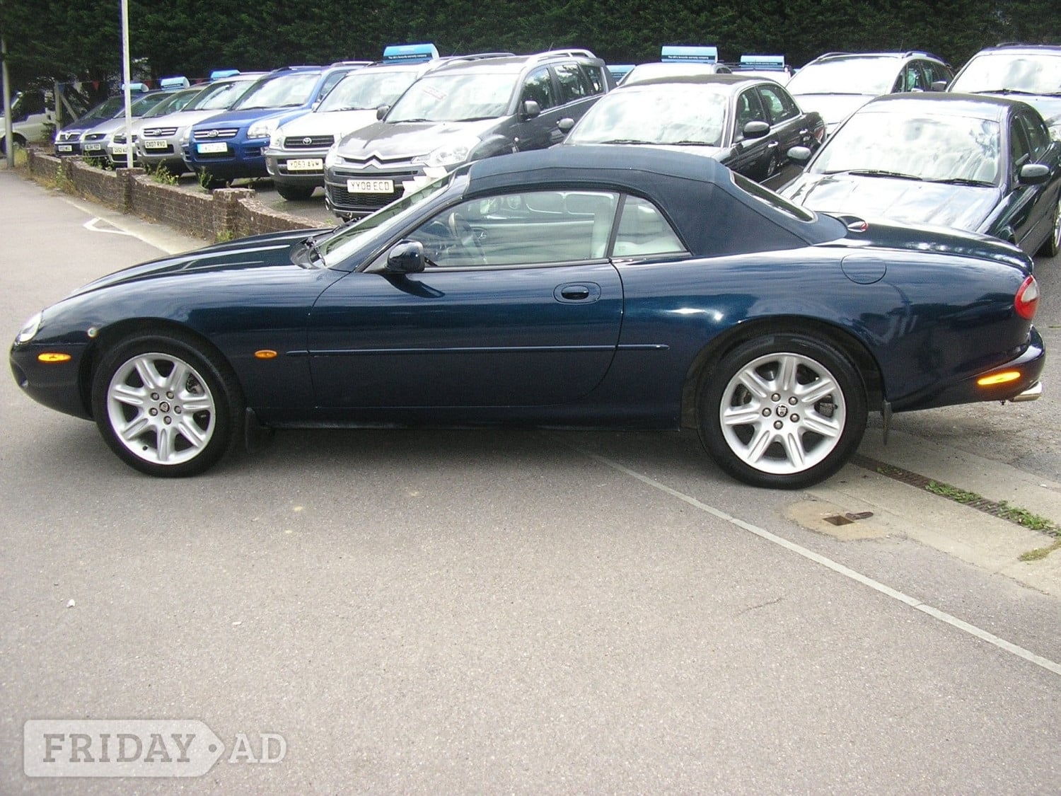 Jaguar XK8 1999 - Cars in Polegate