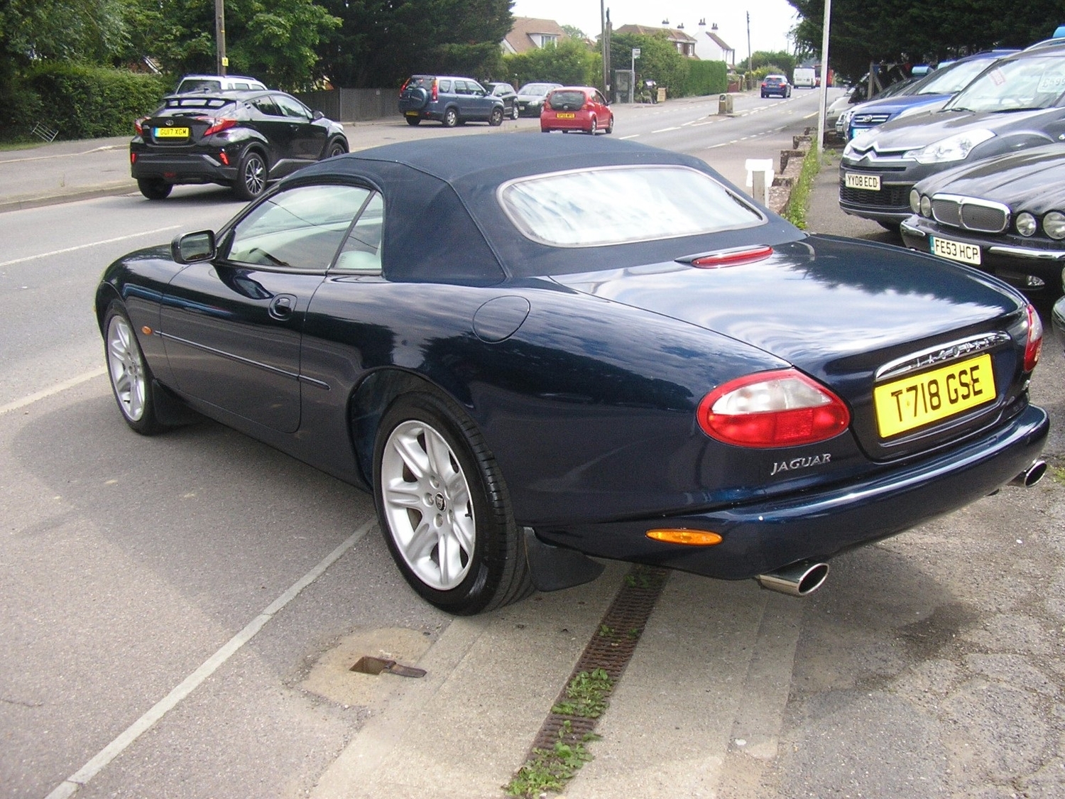 Jaguar XK8 1999 - Cars
