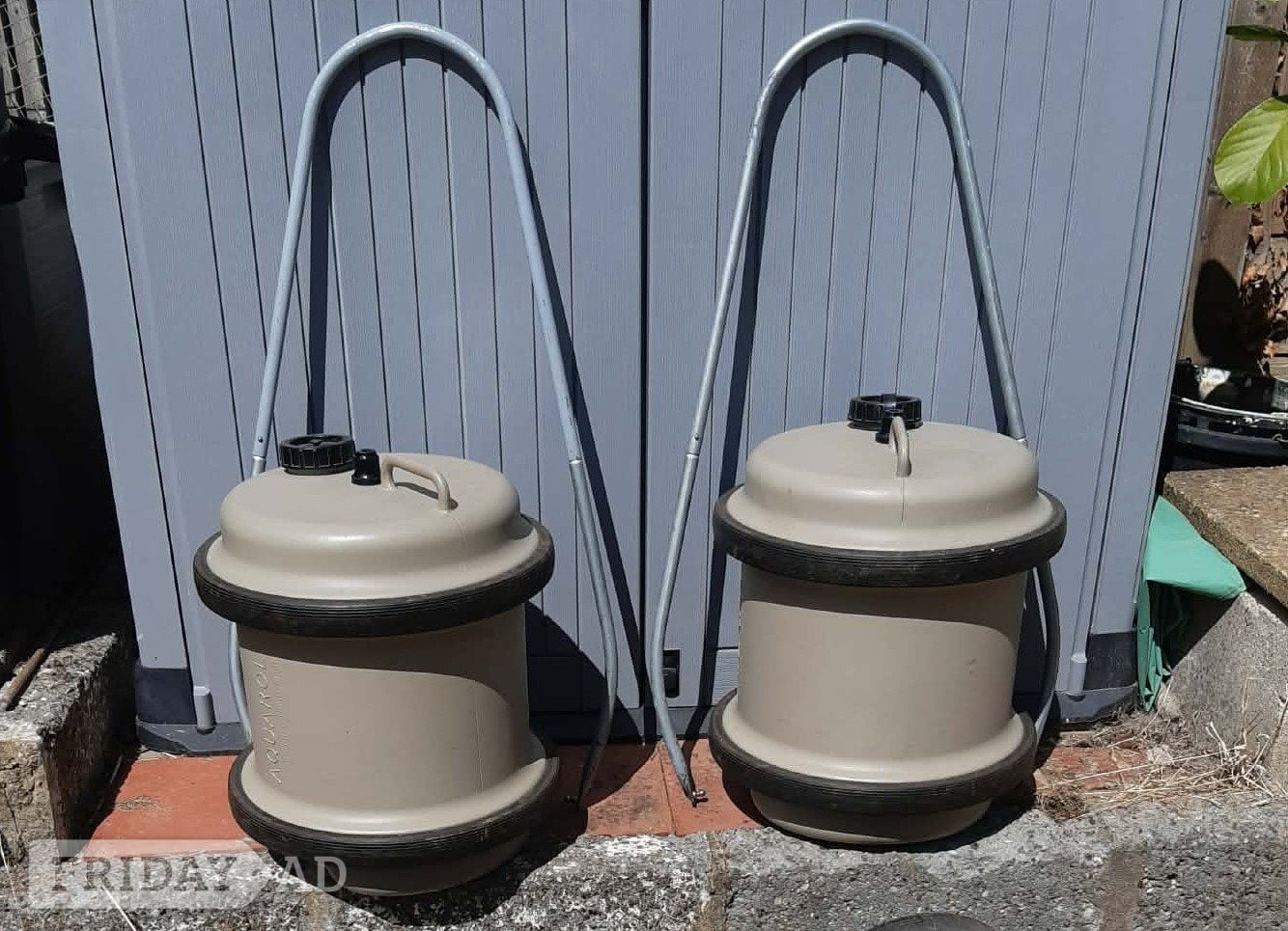 AQUAROLL WATER CONTAINERS WITH HANDLE. 28LTR  x2.  in Bexhill-On-Sea