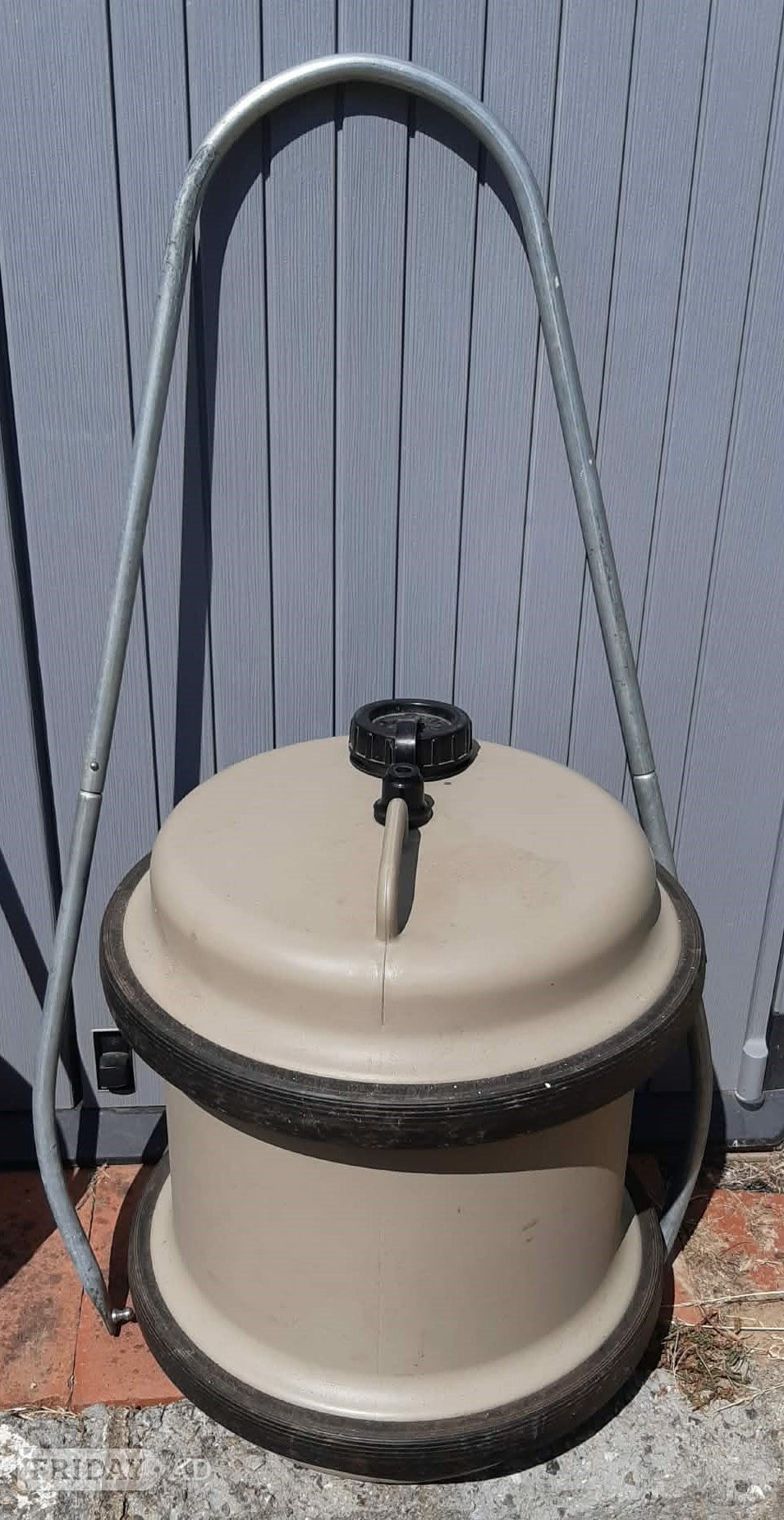Bexhill-On-Sea AQUAROLL WATER CONTAINERS WITH HANDLE. 28LTR  x2. 