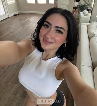 Discreet and matured escort in Town 