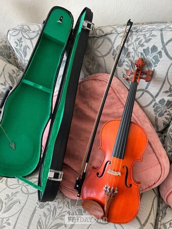 2 x VIOLIN stentor +Case and Bows  x Half Size  59 Pounds EH
