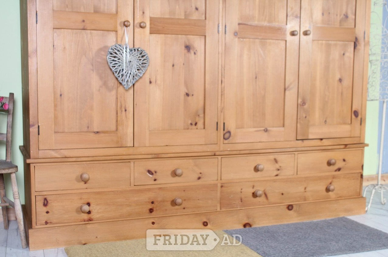 Hailsham Nationwide Delivery -4 Door Traditional Pine Farmhouse War