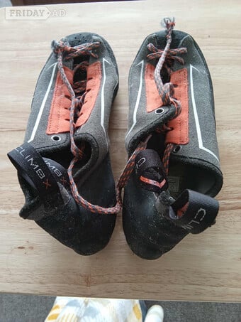 Climbing Shoes Used Size 7