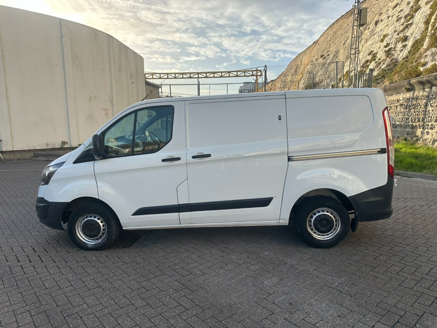 [ berth ]Ford Transit