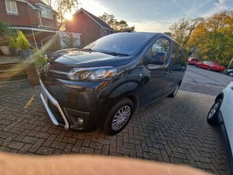 Toyota proace verso 2 ltr. Diesel, 9 seater