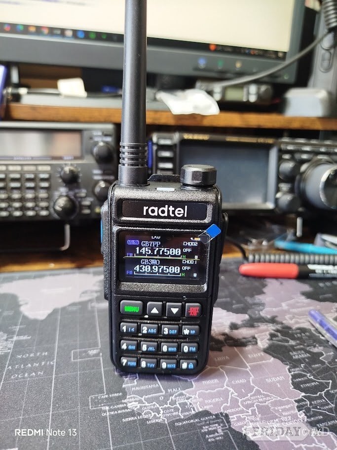 Radtel RT-890 6 Band transceiver. 999CH UHF/VHF.(AM Air Band)