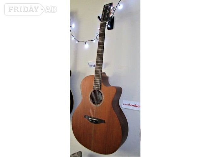 Northampton Elec Acoustic Guitar. VINTAGE  Model VE900MH Quality New strings used in Setup