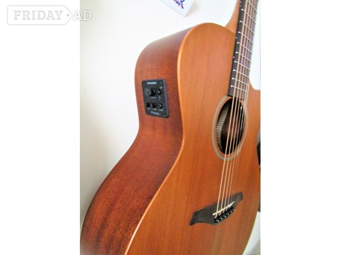 Elec Acoustic Guitar. VINTAGE  Model VE900MH Quality New strings used in Setup - Musical Instruments in Northampton
