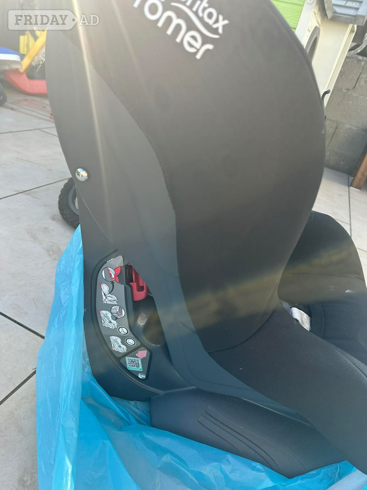 Llantwit Major Britax Roma. Car seat - used for one flight