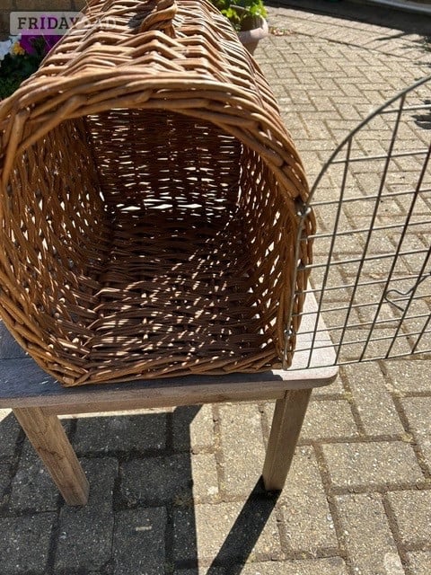 Used Wicker Cats Basket With Handle, Hinged Door &Latch