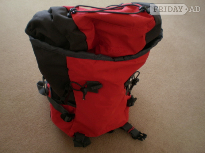 Haversack red 30 litre - as new - Hobbies & Leisure