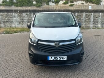 2015 Vauxhall Vivaro 2700 - New Years MOT - NO VAT