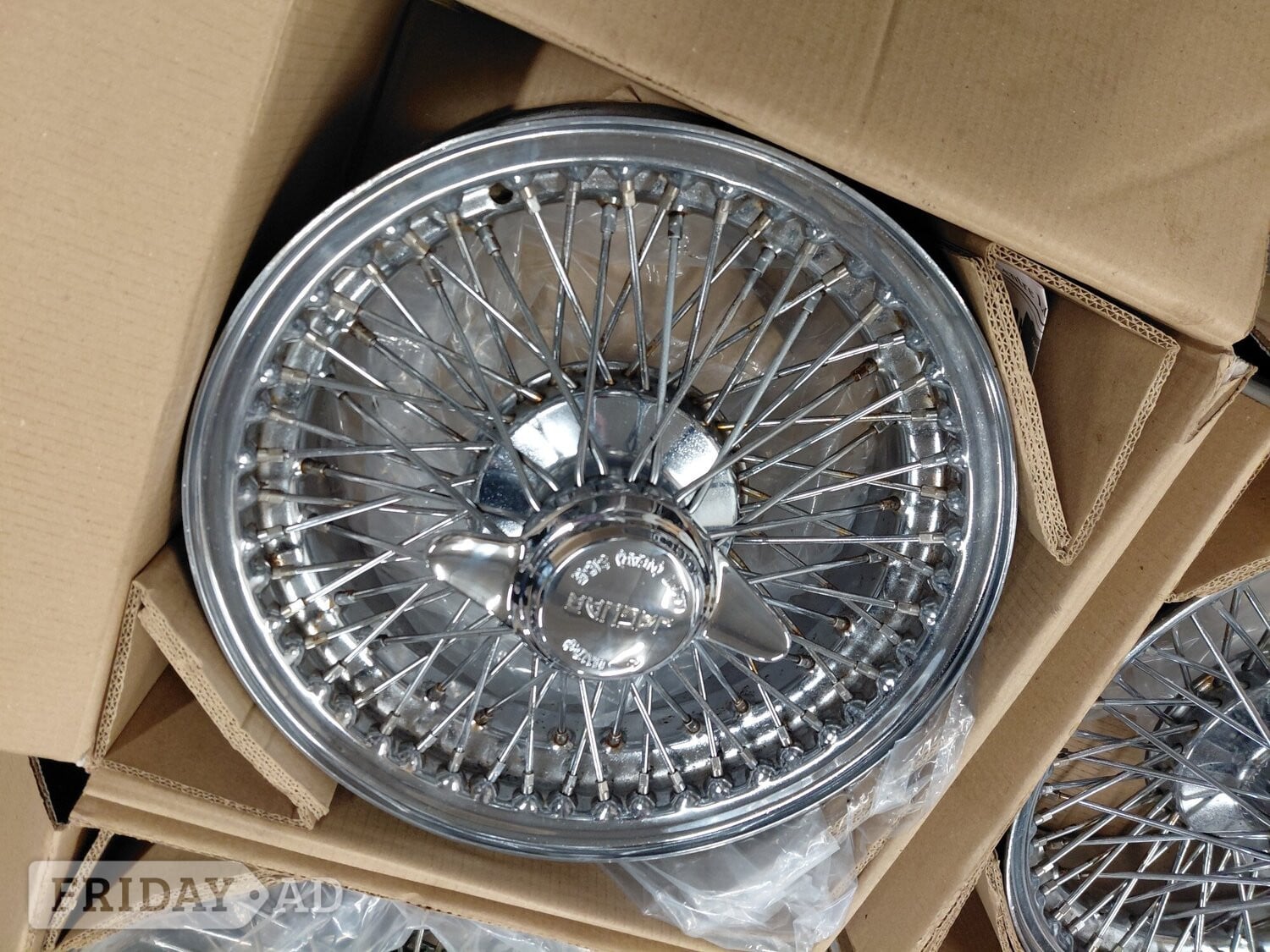 JAGUAR 6X15 GLEAMING CHROME WIRE WHEELS AS NEW SPINNERS + TUBES  - Parts & Accessories in Gloucester