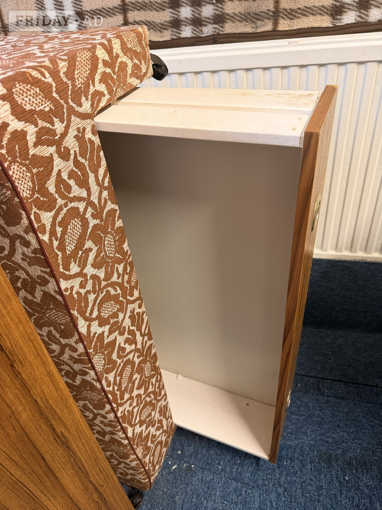 4FT 6 INCH DOUBLE 4 DRAWER SPRUNG DAVAN BASES