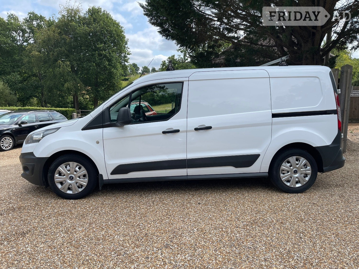 [ berth ]Ford Transit Connect