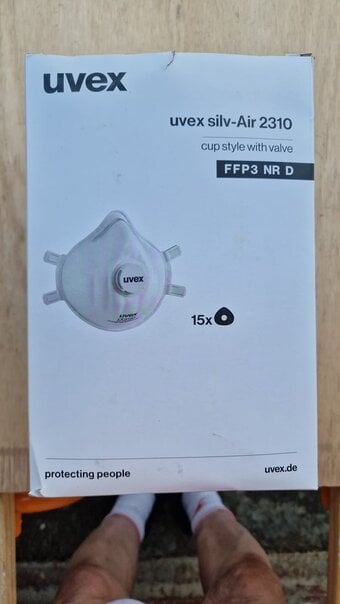 15 x FFP3 NR D cup style masks with valve. 