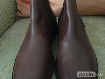 1 pair waxy Chelsea Boots