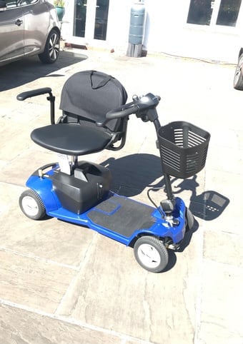 PRIDE APEX ALUMALITE PLUS 4-WHEEL MOBILITY SCOOTER
