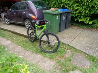 Ladies or mens Bike , 24" frame
