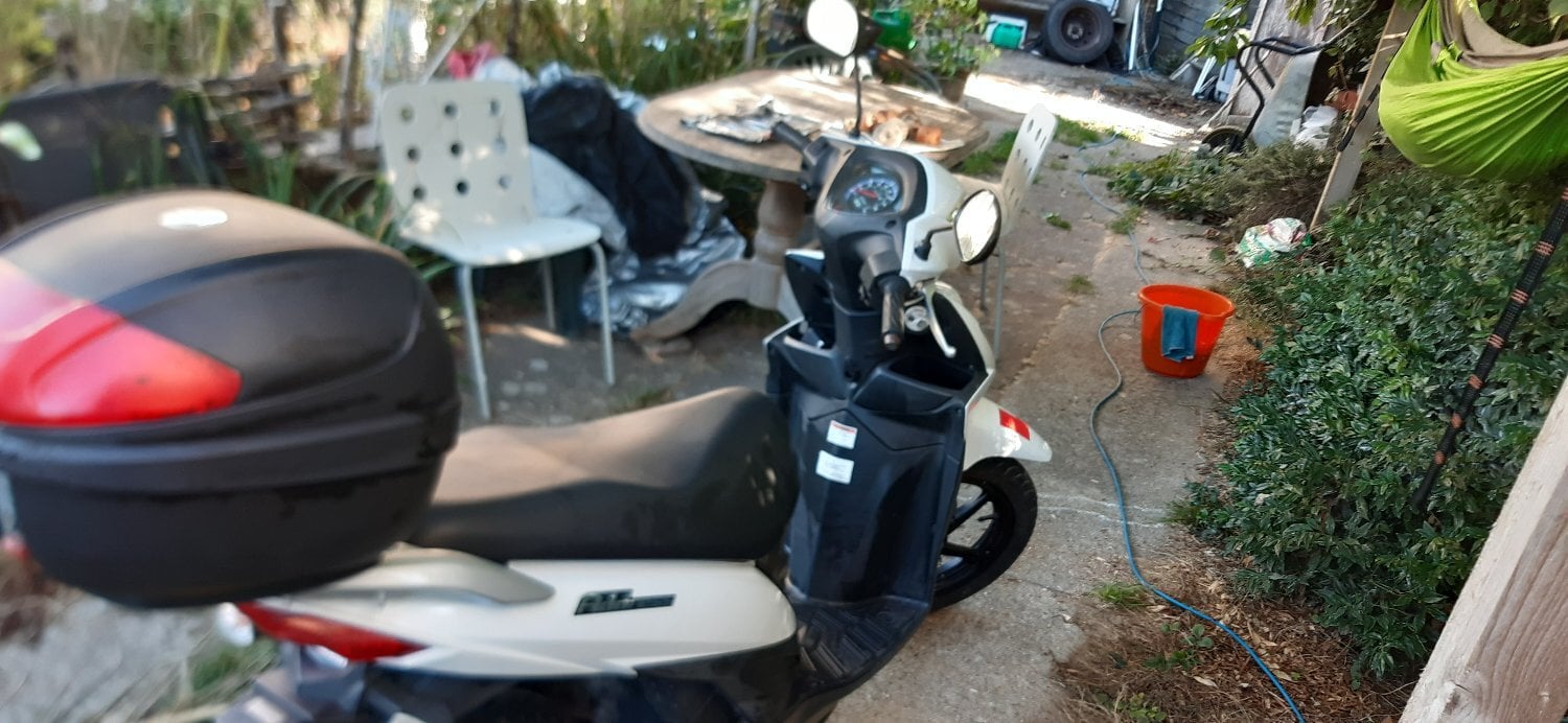 [ berth ]Suzuki Address 113cc Scooter
