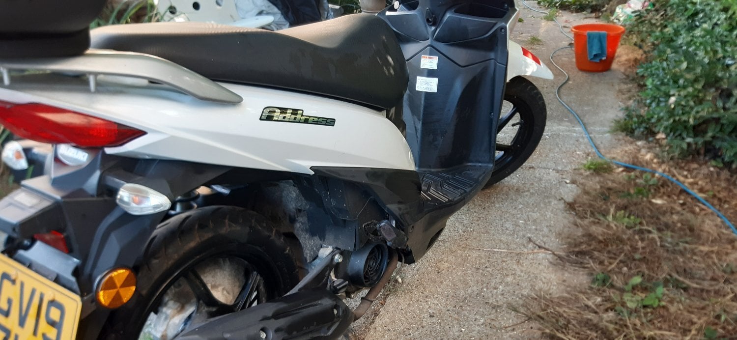 Suzuki Address Scooter, 113cc, year MOT and low milage, one owner - Motorbikes, Scooters & Quads in Brighton