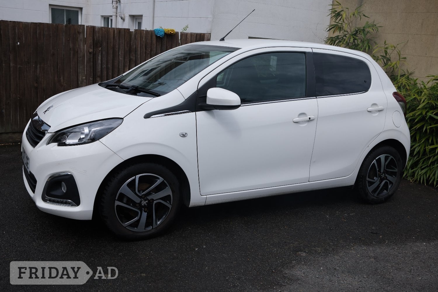 [ berth ]Peugeot 108