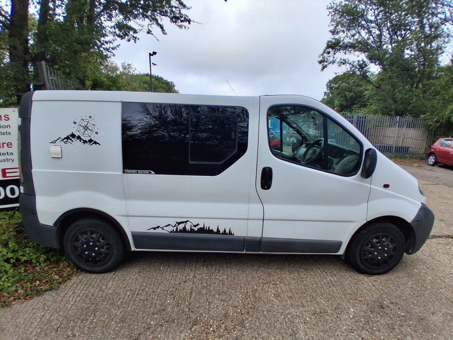 [ berth ]Vauxhall Vivaro