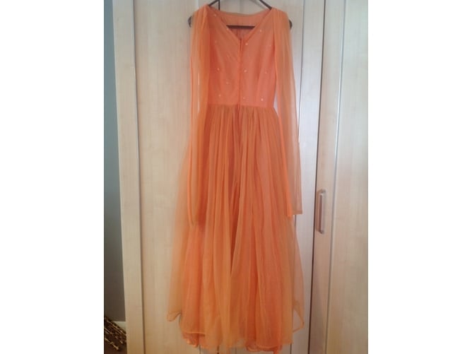 Vintage apricot Bridesmaid dress. Size 6