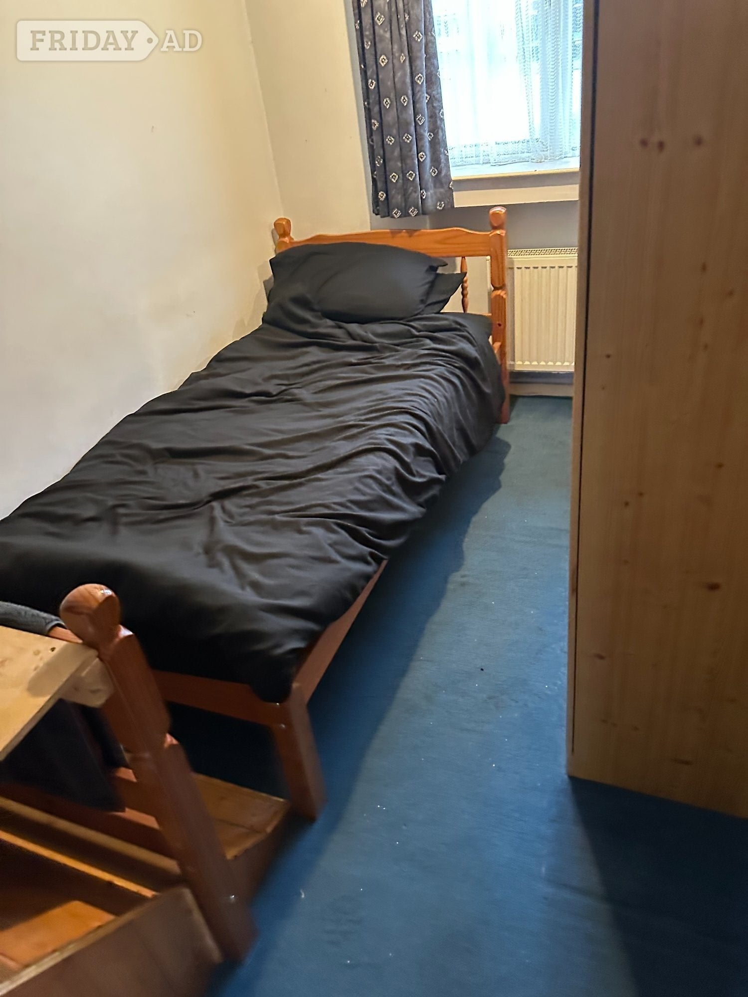 Small room i Private house shared kitchen and bathroom No bills 