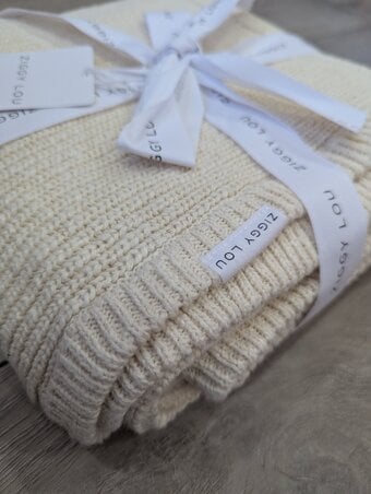 BNWT Ziggy Lou Australia chunky knitted honey baby blanket 