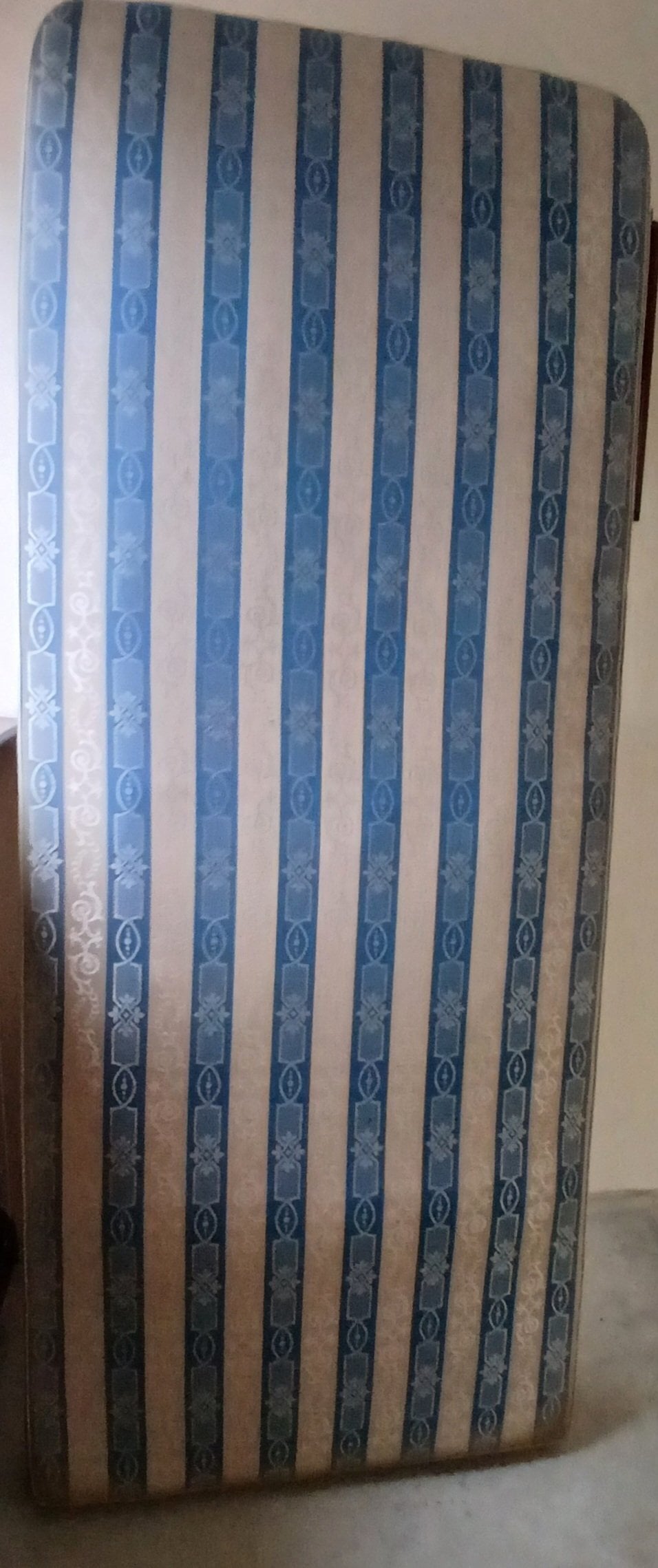 Bed frame base - Furniture