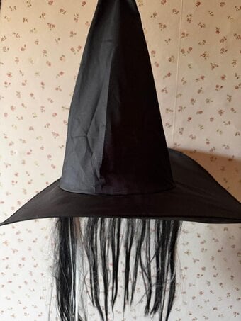 Witch's hat for Halloween
