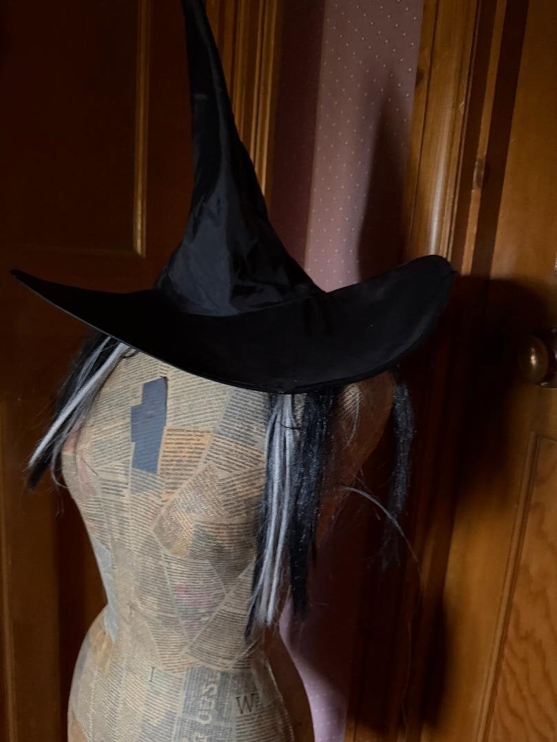 Witch's hat for Halloween - Bizarre Bazaar in Worthing