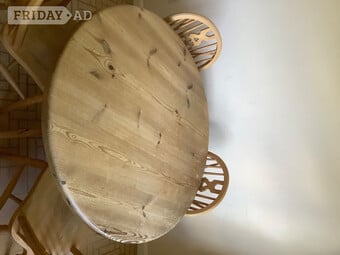 Solid wood round kitchen table and 4 chairs