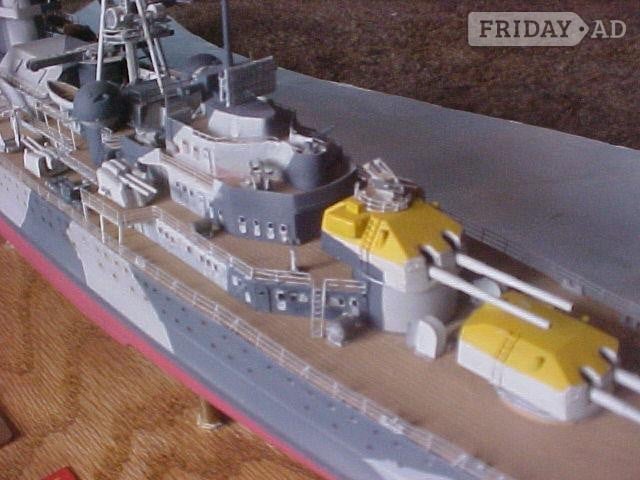 Worthing Heller 1:400 scale 'Admiral Hipper'.