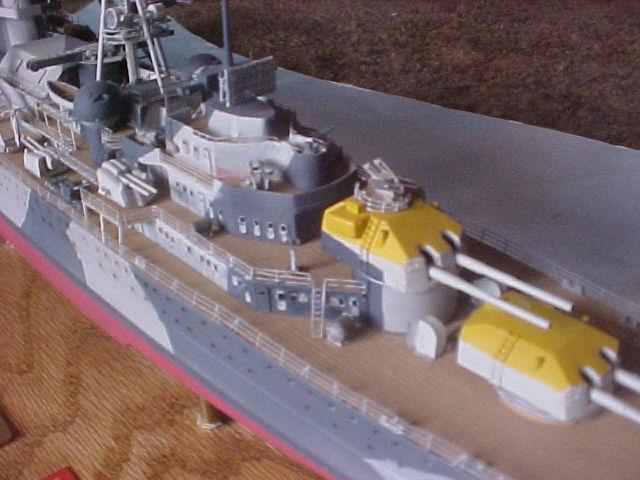 Worthing Heller 1:400 scale 'Admiral Hipper'.