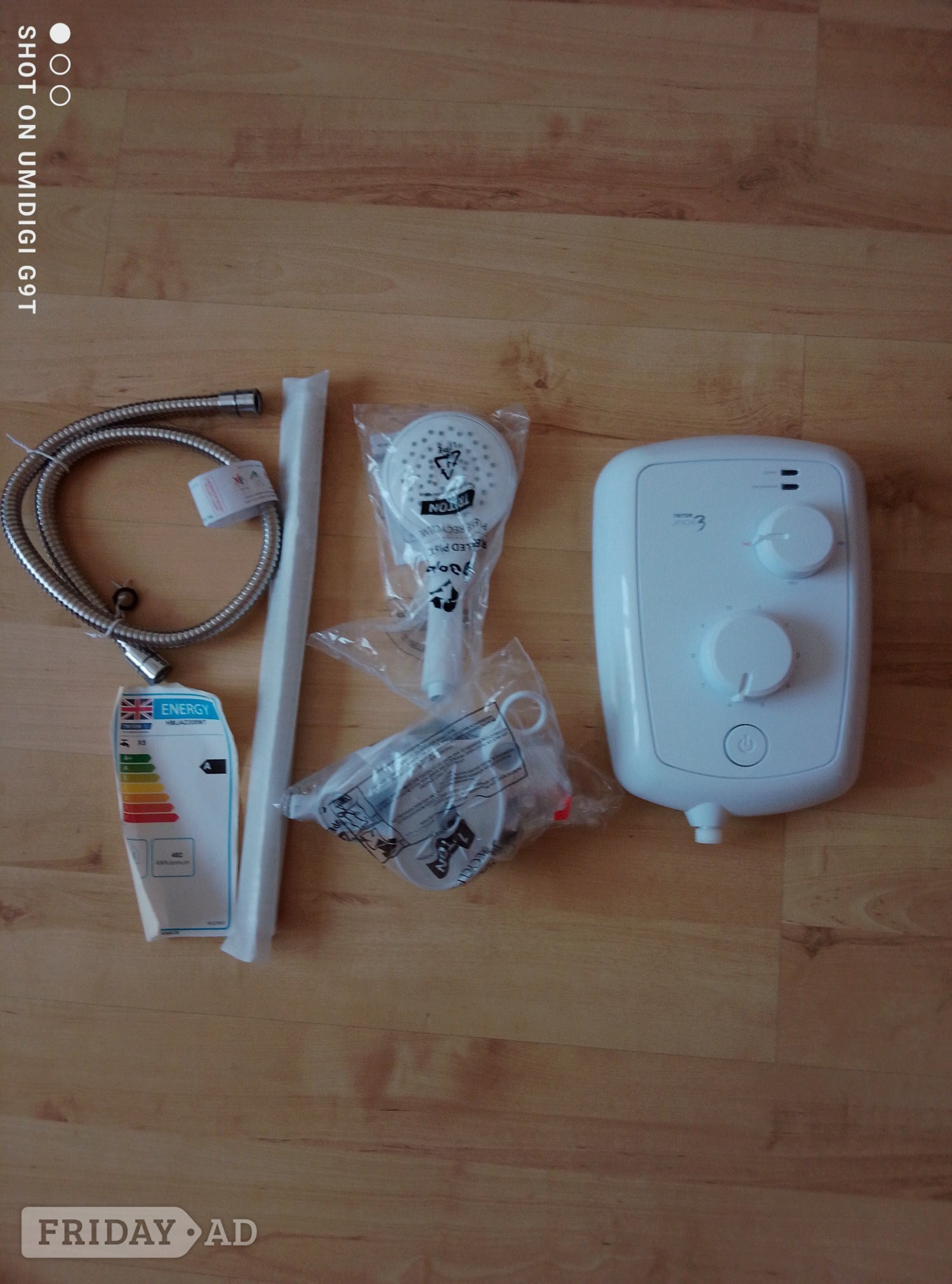  Triton Electric shower 