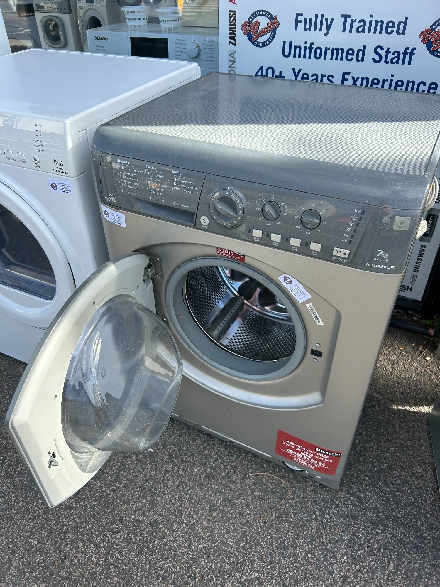 HOTPOINT WASHER DRYER