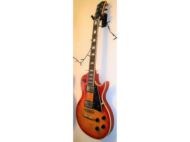 Les Paul Copy.  Upgraded Nevada - Musical Instruments